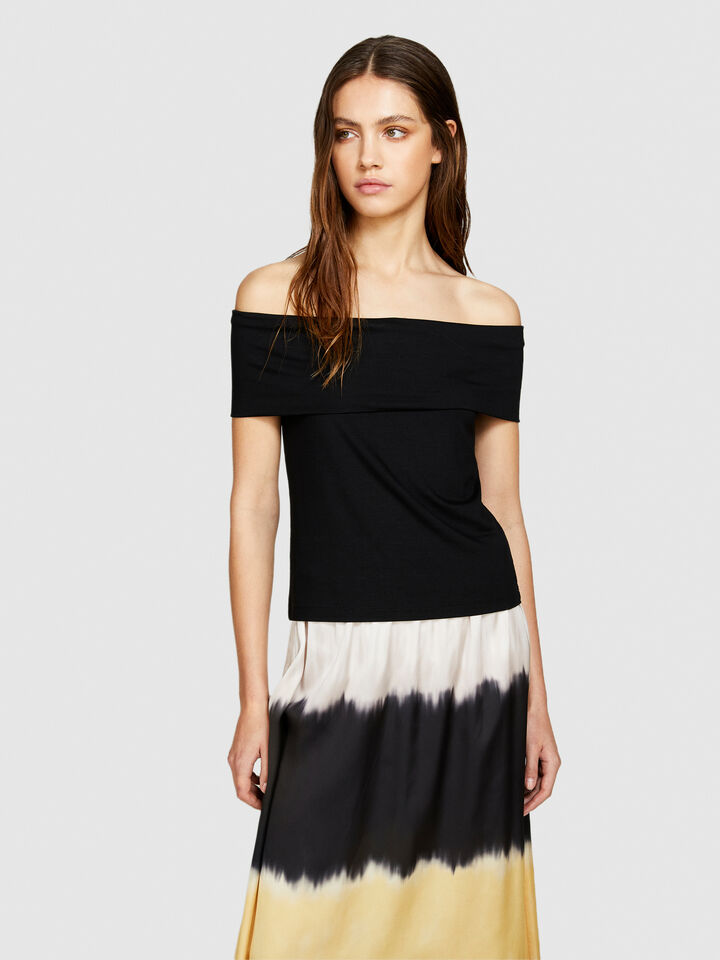 Bare shoulder t-shirt - women's short sleeve t-shirts - Black | Sisley image number 4